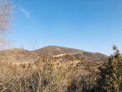 -鬼笑石后山停车场