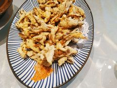 干炸鲜蘑-六泰居·尔滨地标·东北菜(松北店)