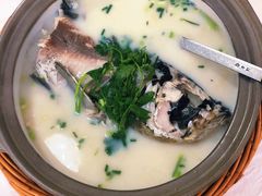 砂锅鱼头-天乐农家鱼头王(天目湖店)