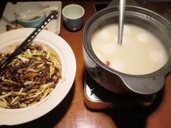 -魏铭鱼头捞饭(晋阳路店)