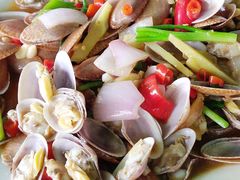 -四川小胡子海鲜(丁村万人海鲜广场店)