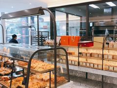 面包甜点陈列柜-面包新语(上地华联店)