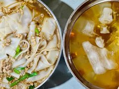 -正宗杨记普洱酸醋米线(总店)