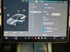 -TESLA 特斯拉(上海太古汇体验店)