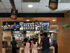 -麦当劳(中唱大厦店)