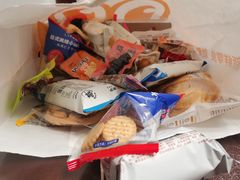 -来伊份(解放路店)