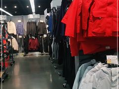 -迪卡侬(西三旗店)