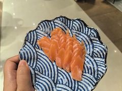 -金马门国际美食百汇(珞喻路店)