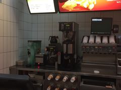 -麦当劳(中山公园龙之梦店)