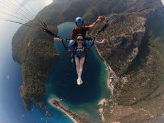 -费特希耶滑翔伞