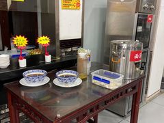 -牛一嘴·兰州牛肉面·大盘鸡(财富中心店)