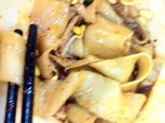 油泼扯面-陕味食族油泼面·小炒盖码面(双榆树店)
