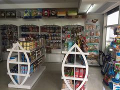-汪说喵讲宠物乐园宠物酒店(红星美凯龙店)
