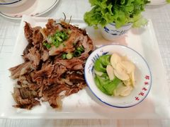-那家老院子东北菜·饺子·小鸡炖蘑菇(艳华街店)