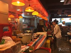 -鲜入围煮花胶鸡海鲜火锅