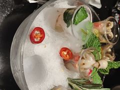 -鸣记脆皮烤鱼·海鲜烤鱼(亿合城店)