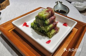 Crystal Orchid Meat Delicacy