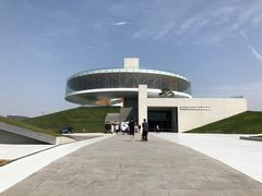 -郑东新区龙湖公共艺术中心