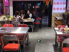 大堂-马路牙子烧烤音乐酒馆(望京店)