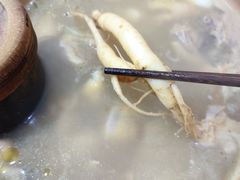-朴小妹人参鸡汤火锅(长白山万达店)