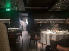 -左庭右院鲜牛肉火锅黑金店(陆家嘴中心店)