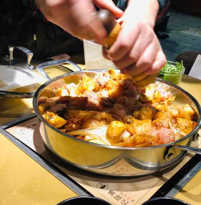 煜黄胜记三汁焖锅(太阳城店)-"想改善伙食,到太阳城逛吃逛吃~选择困难