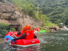 -安吉龙王山峡谷漂流