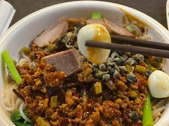 -水平有限螺蛳粉(宏达大厦店)