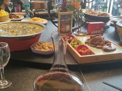 -有红鸡毛店·川菜(建设路店)