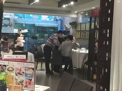 大堂-山泉公馆酒家(广州东站店)
