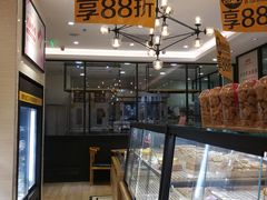 面包甜点陈列柜-味多美蛋糕(大红门店)