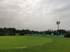 -银涛高尔夫练习场(徐泾店)
