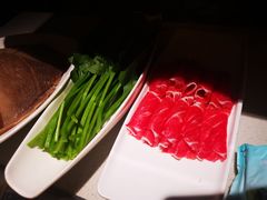 -海底捞火锅鲜切牛肉主题店(长寿路店)