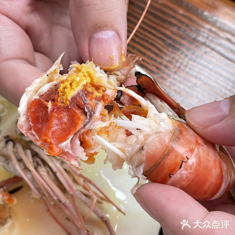 邓仙蟹舫|他家的阳澄湖大闸蟹我可以吃78910次!