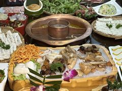 -滇釜火锅·能喝汤的火锅(车公庄店)