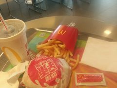 -麦当劳(宾水西道店)