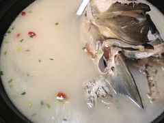-万佛湖许老大铁锅鱼(黑金冠店)