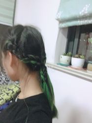 -PE SALON