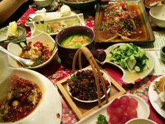 -蘑菇私房菜小馆(杨家坪西城天街店)