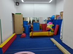 -蜩动儿童运动成长馆(恒生万鹂广场店)