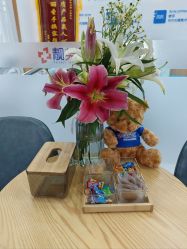 -靓芙泉专研痘痘肌