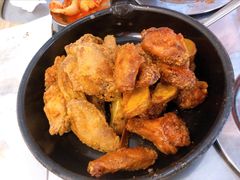 原味炸鸡和酱油鸡双拼-MI WU FACTORY米屋美食工厂餐厅(绿地店)