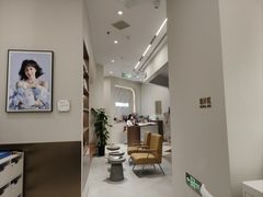 -HIMO海马体照相馆(上海华润CP静安店)