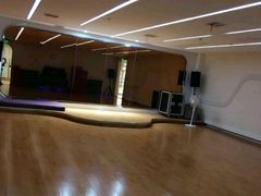 -一兆韦德健身(梅川店)