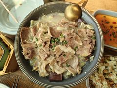 -蜜桃餐厅·伴山(湖滨商业街店)