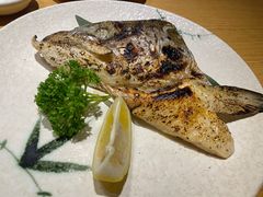 盐烤三文鱼头-富山日式料理(宽厚里店)
