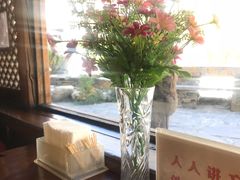 靠窗位-桑吉林新派藏餐·汤锅·川菜