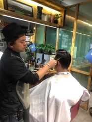 点击看大图 -MONE美发沙龙