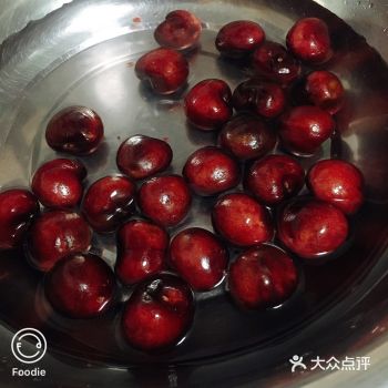 最近车厘子价格便宜，在车厘子自由中，找到了保存它的又