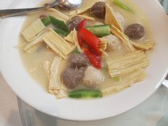 -品泉餐厅·大盆鱼·走地鸡